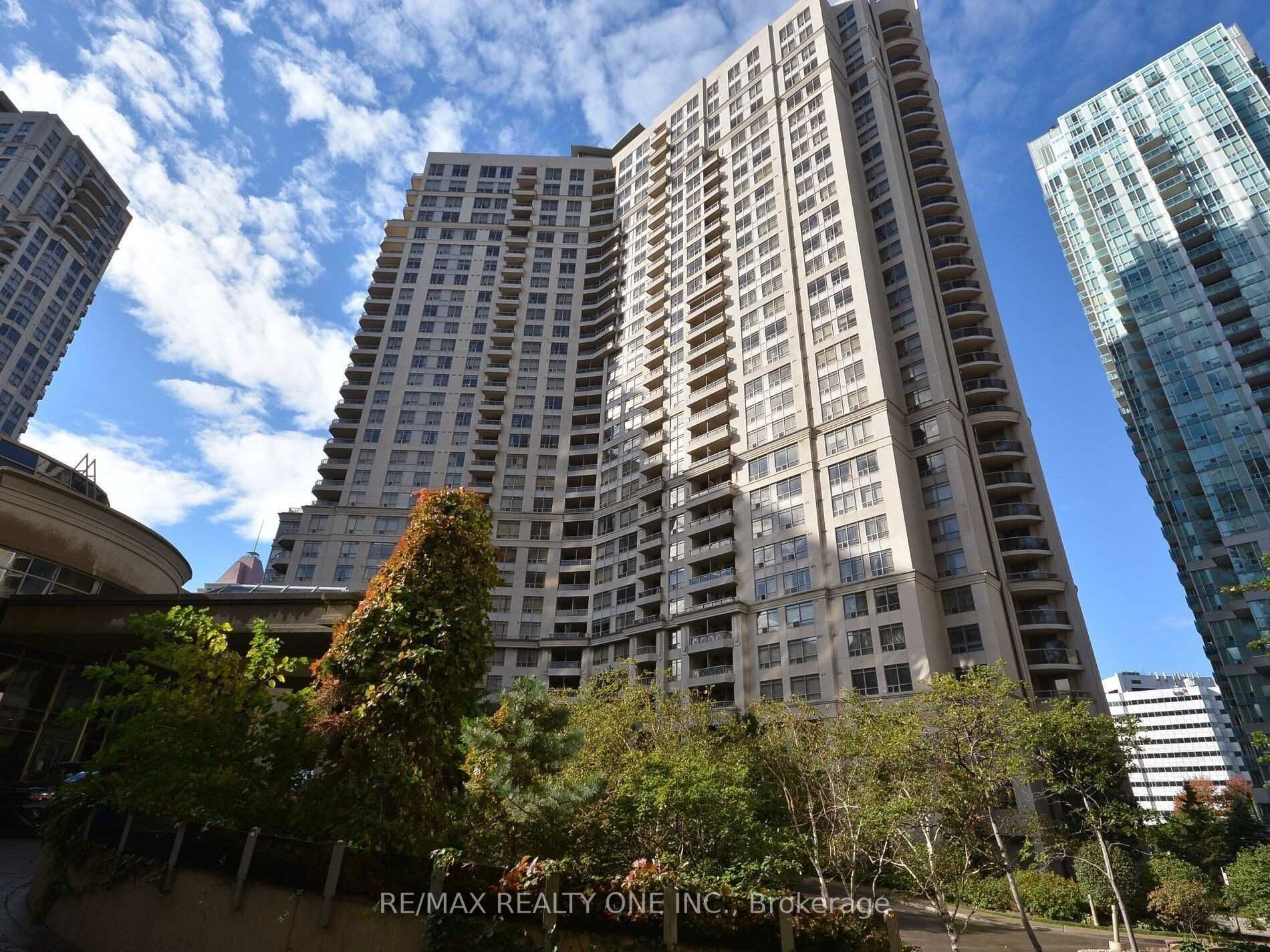 3880 Duke Of York Blvd, #2409