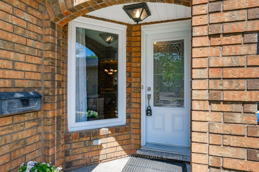 Listing W6693304 - Large Photo # 4