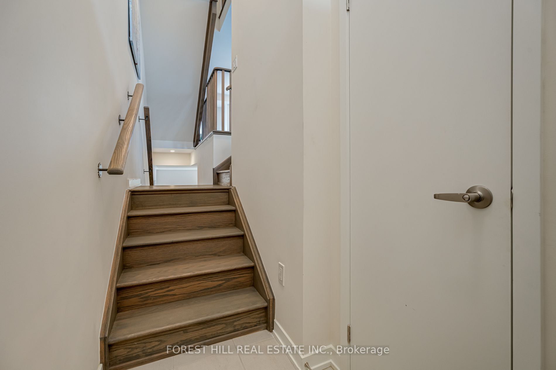 Listing W6693326 - Large Photo # 5