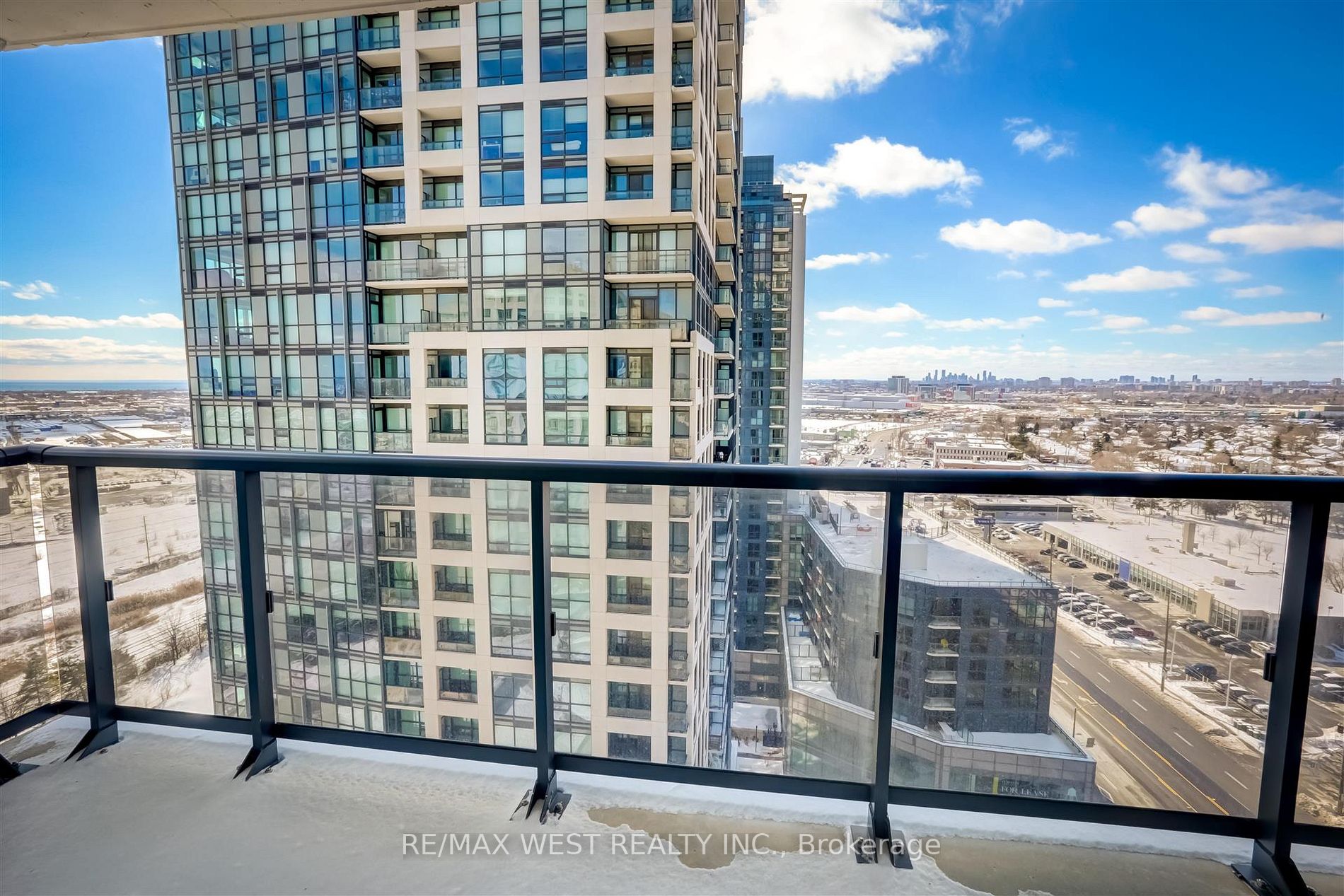 30 Samuel Wood Way, #1610
