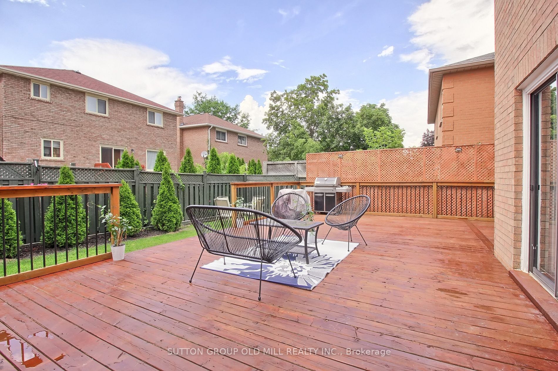 559 Avonwick Ave