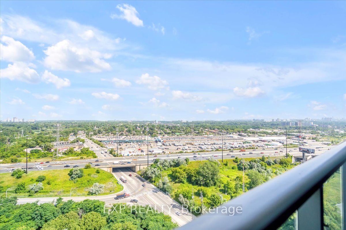 90 Park Lawn Rd, #2515