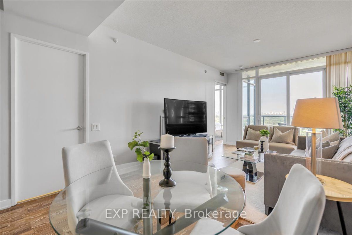 90 Park Lawn Rd, #2515
