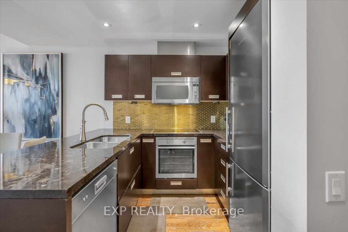 90 Park Lawn Rd, #2515