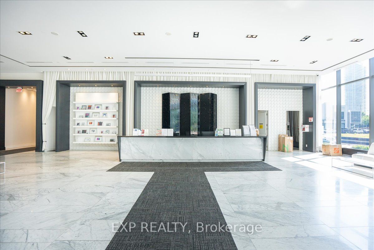 90 Park Lawn Rd, #2515
