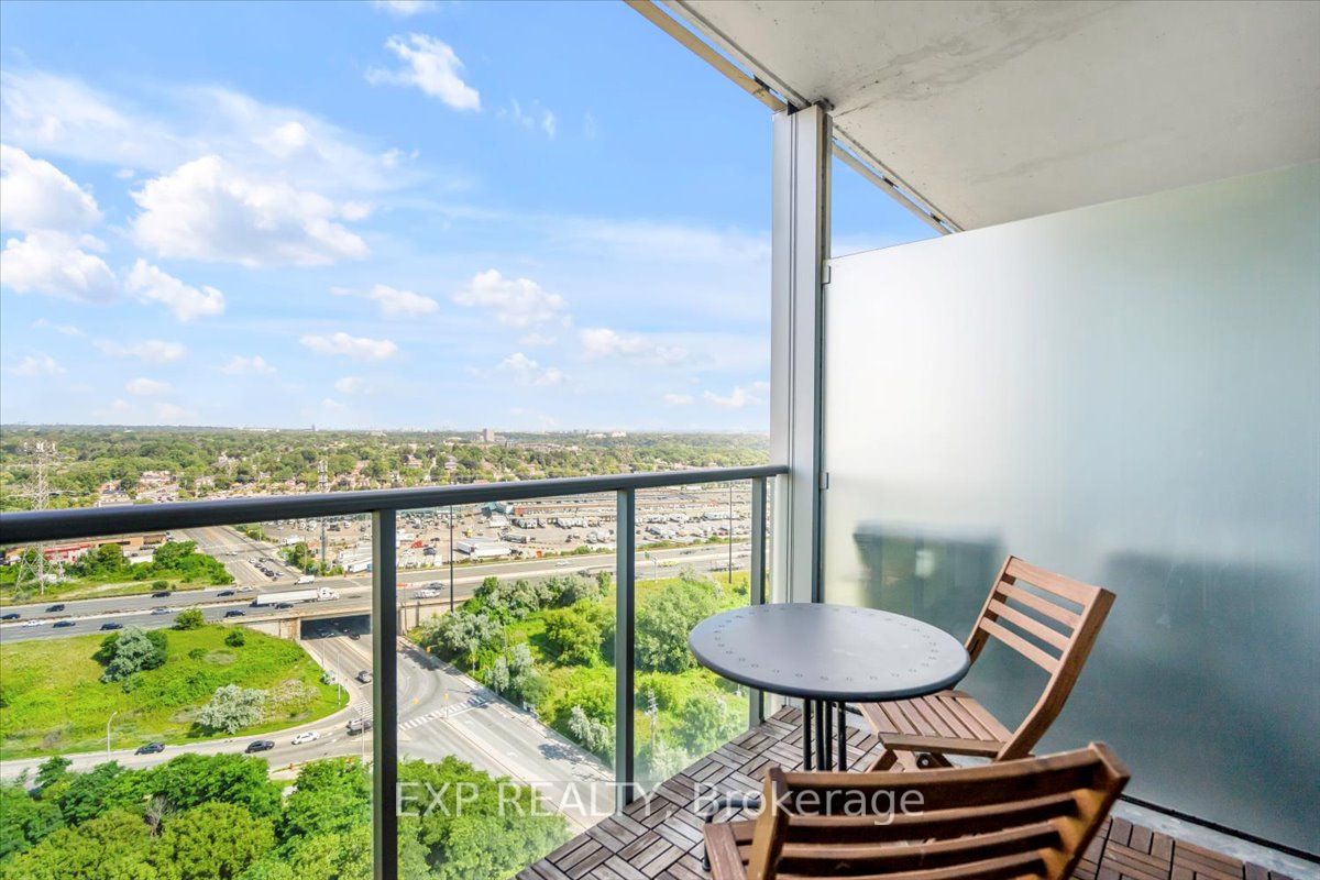 90 Park Lawn Rd, #2515