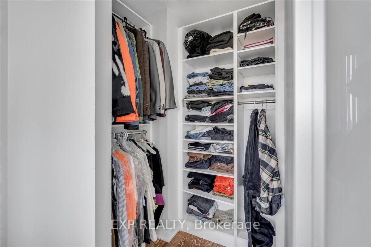 90 Park Lawn Rd, #2515