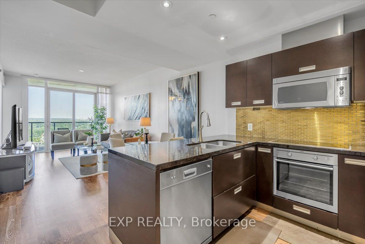 90 Park Lawn Rd, #2515
