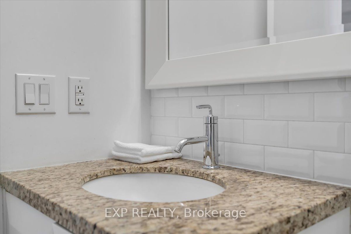 90 Park Lawn Rd, #2515