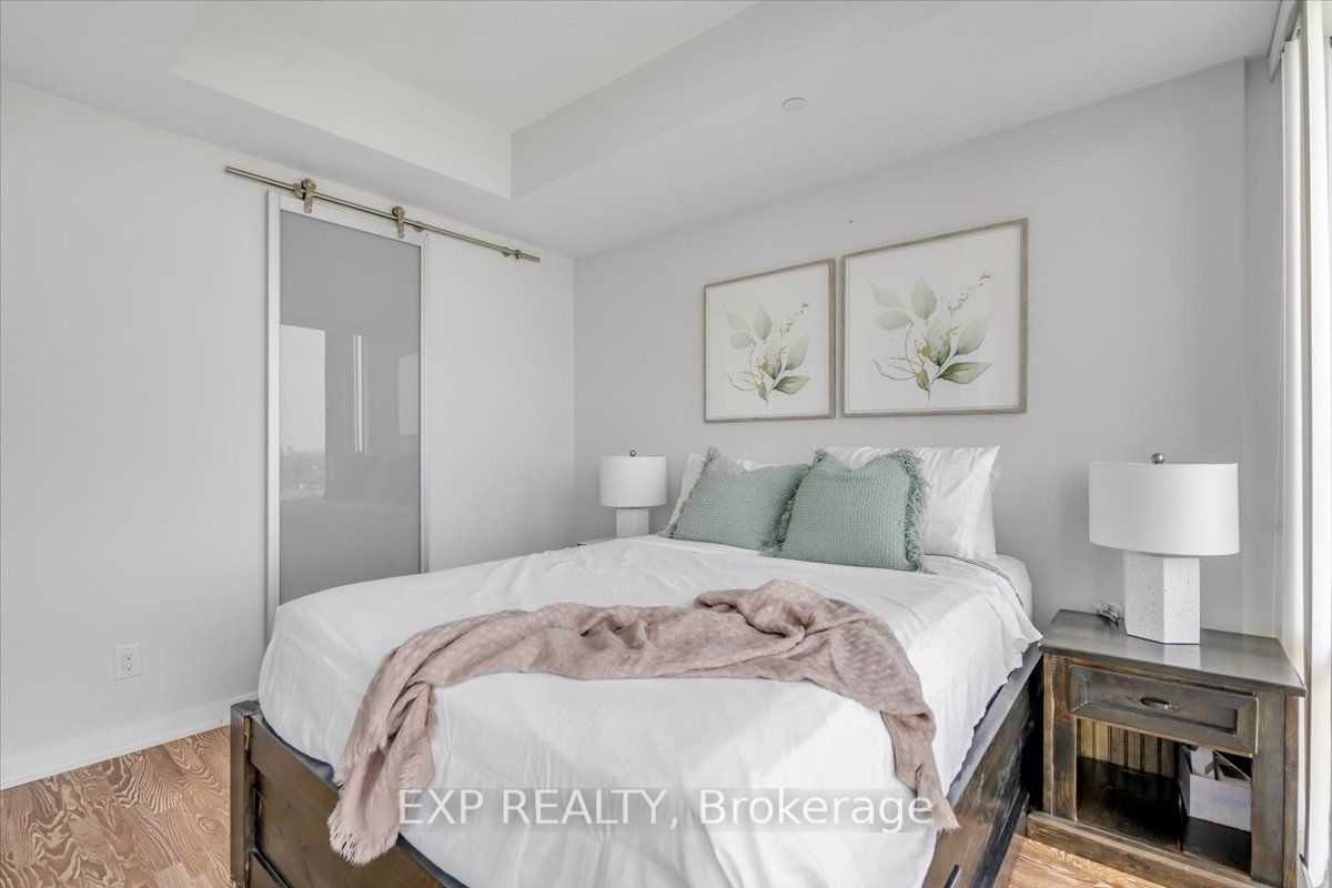 90 Park Lawn Rd, #2515