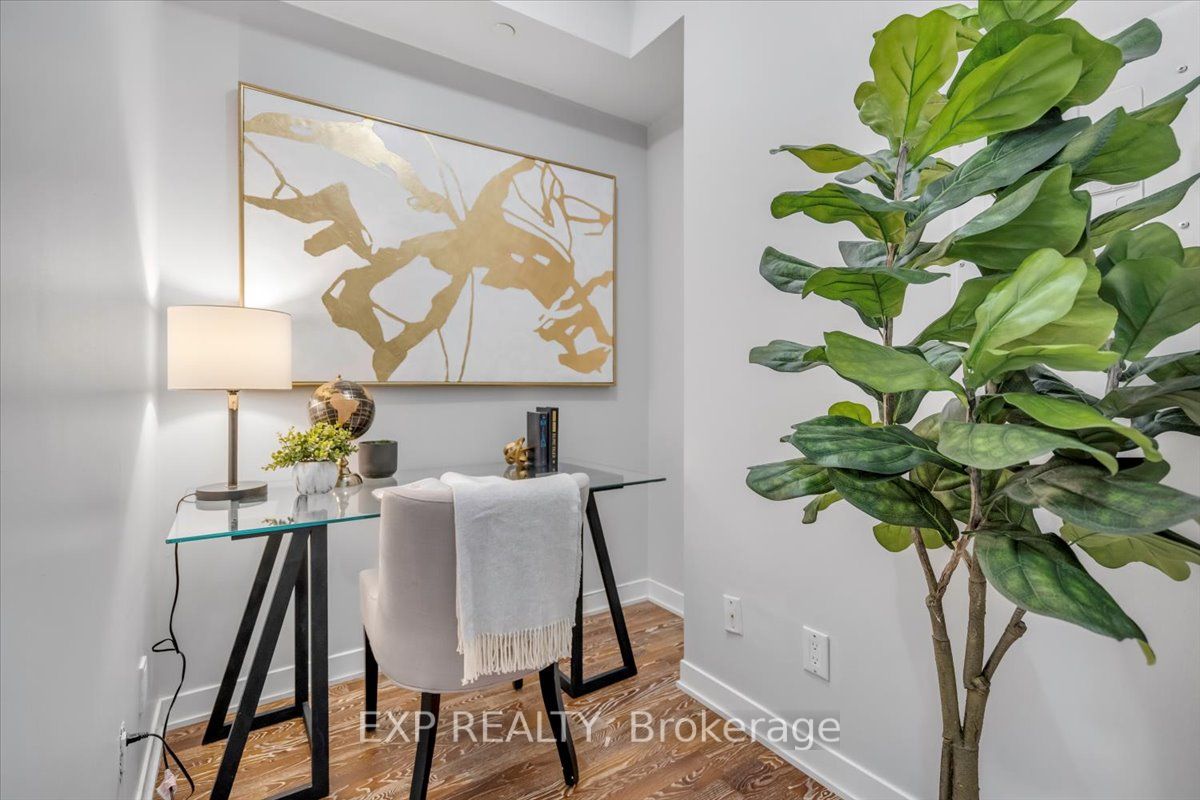 90 Park Lawn Rd, #2515