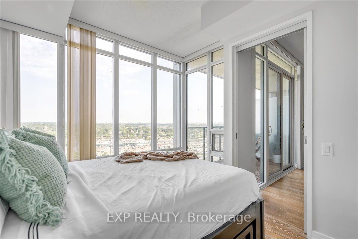 90 Park Lawn Rd, #2515