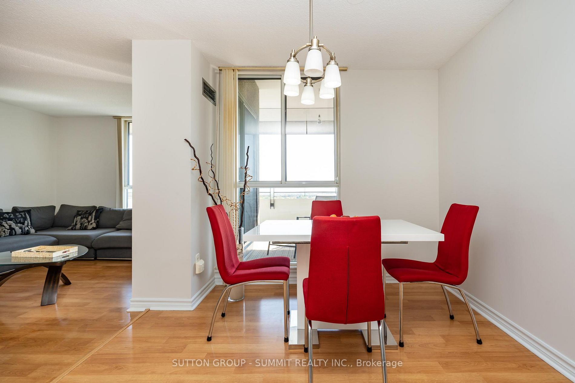 1300 Mississauga Valley Blvd, #1405