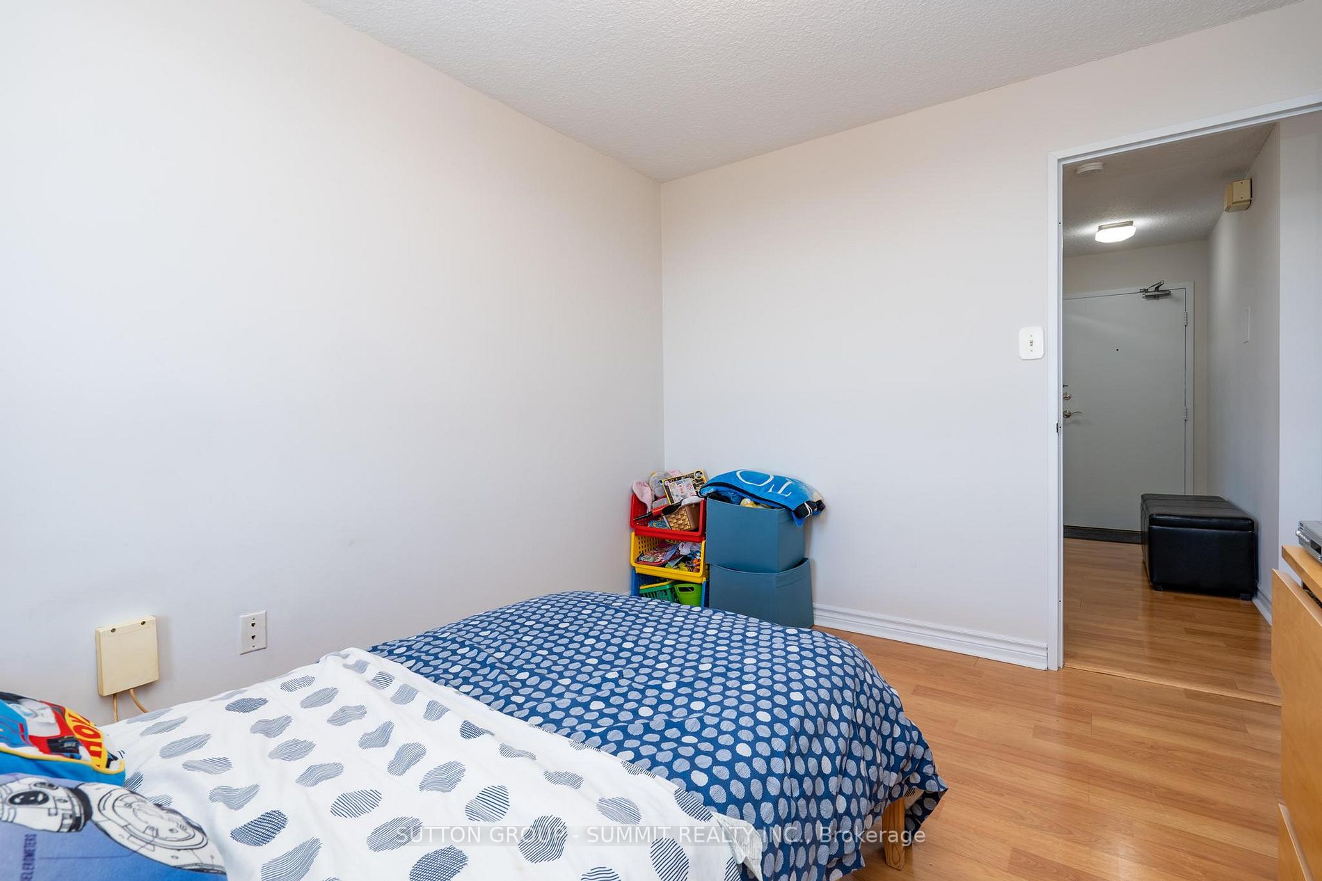 1300 Mississauga Valley Blvd, #1405