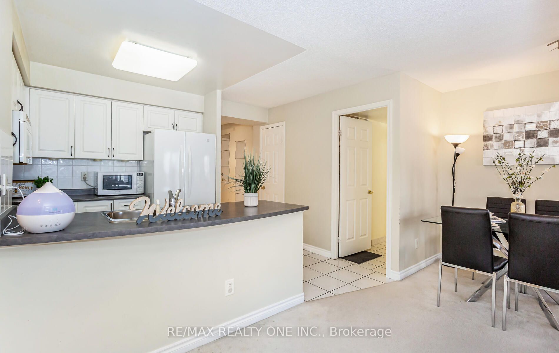 25 Kingsbridge Garden Circ, #2121