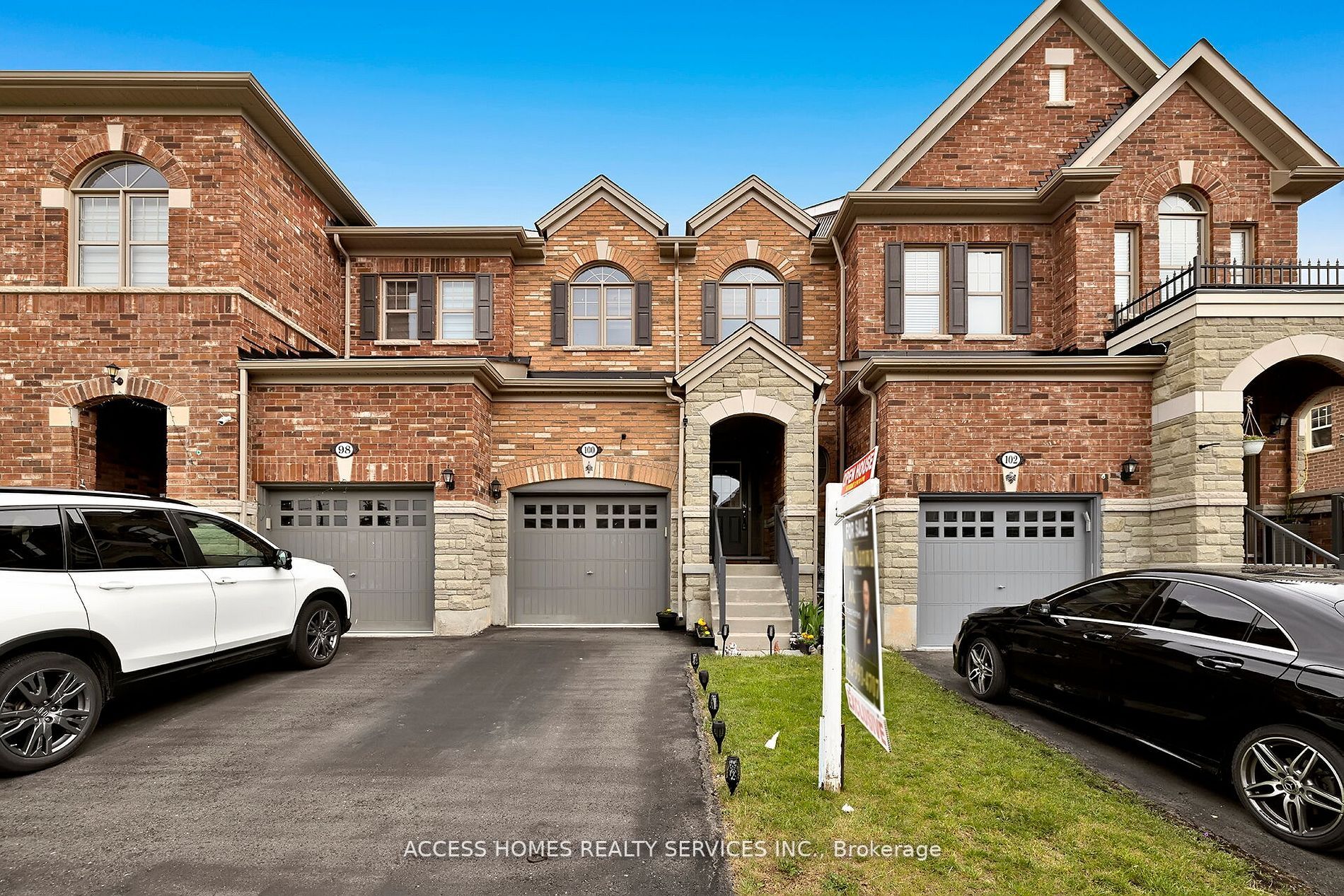 100 Padbury Trail