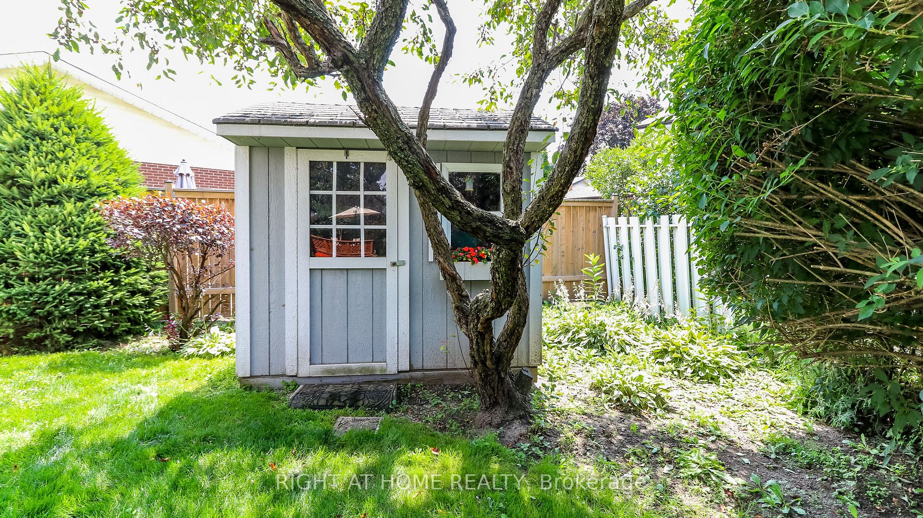 2340 Blase Crt W