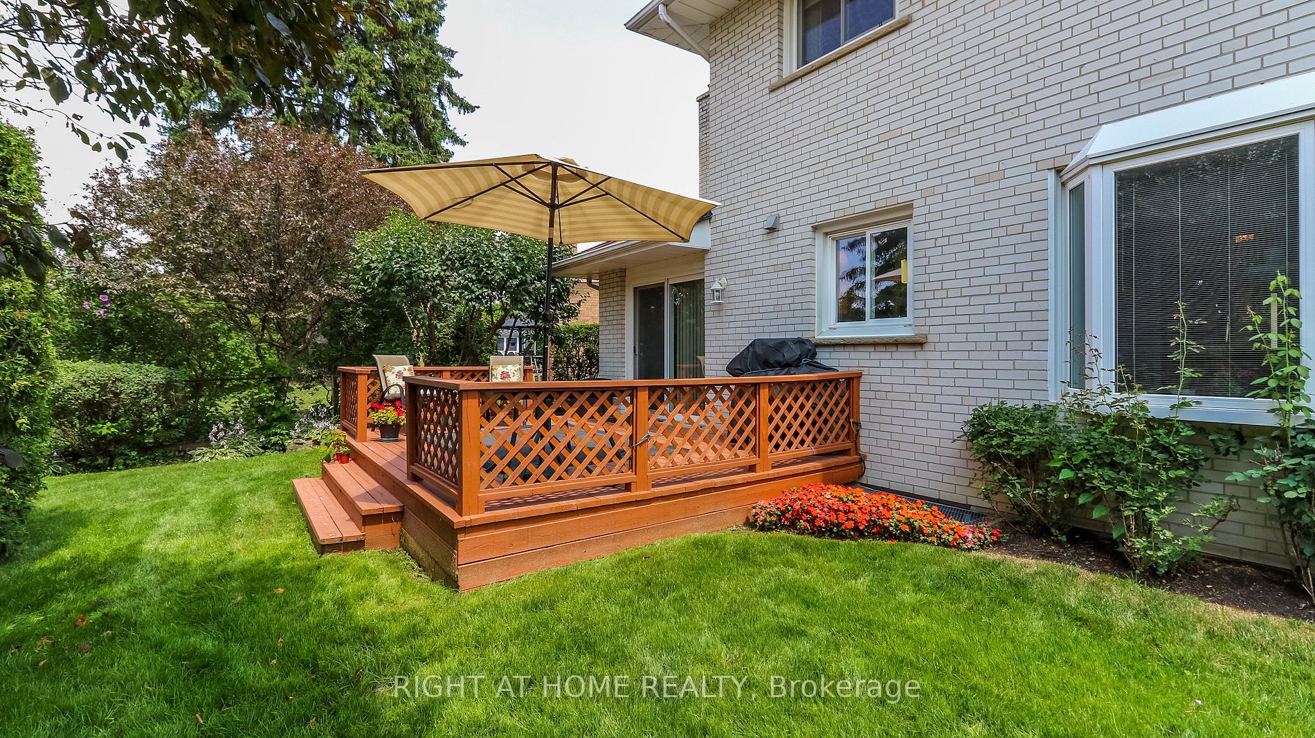 2340 Blase Crt W