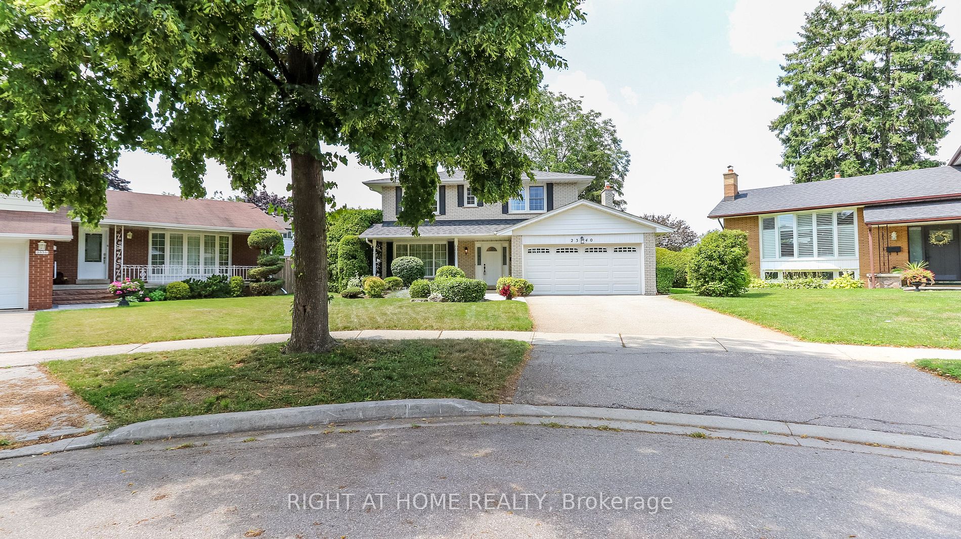 2340 Blase Crt W