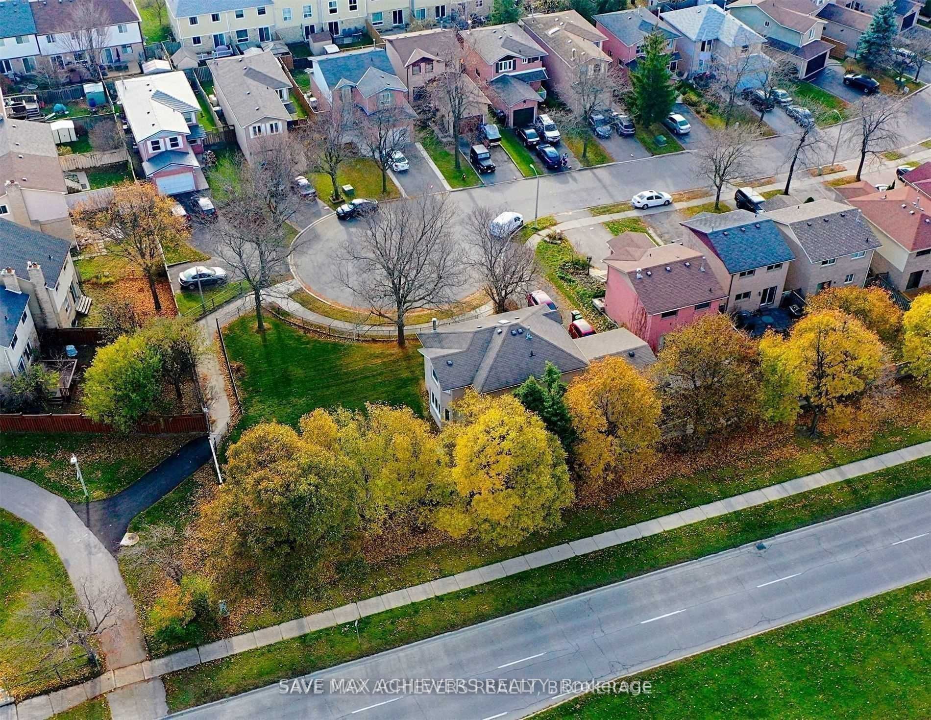 28A Steven Crt