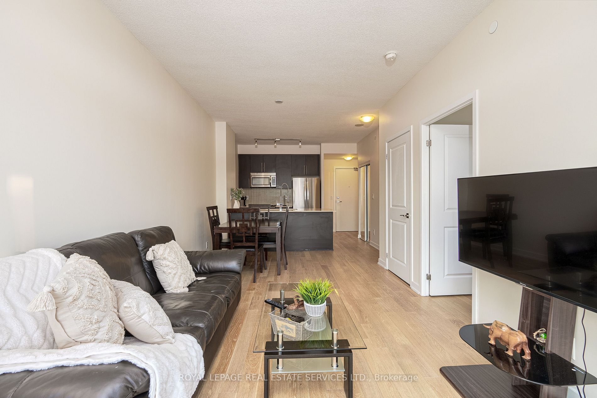 510 Curran Pl, #3303