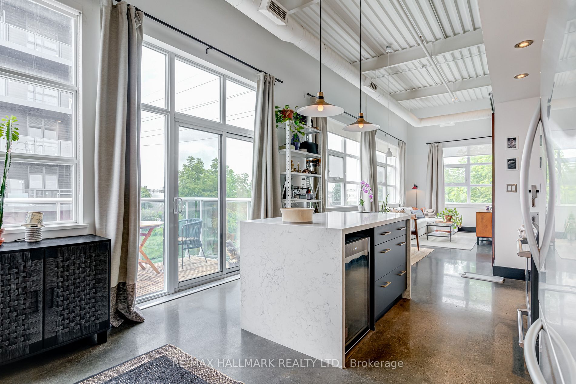 550 Hopewell Avenue, #301