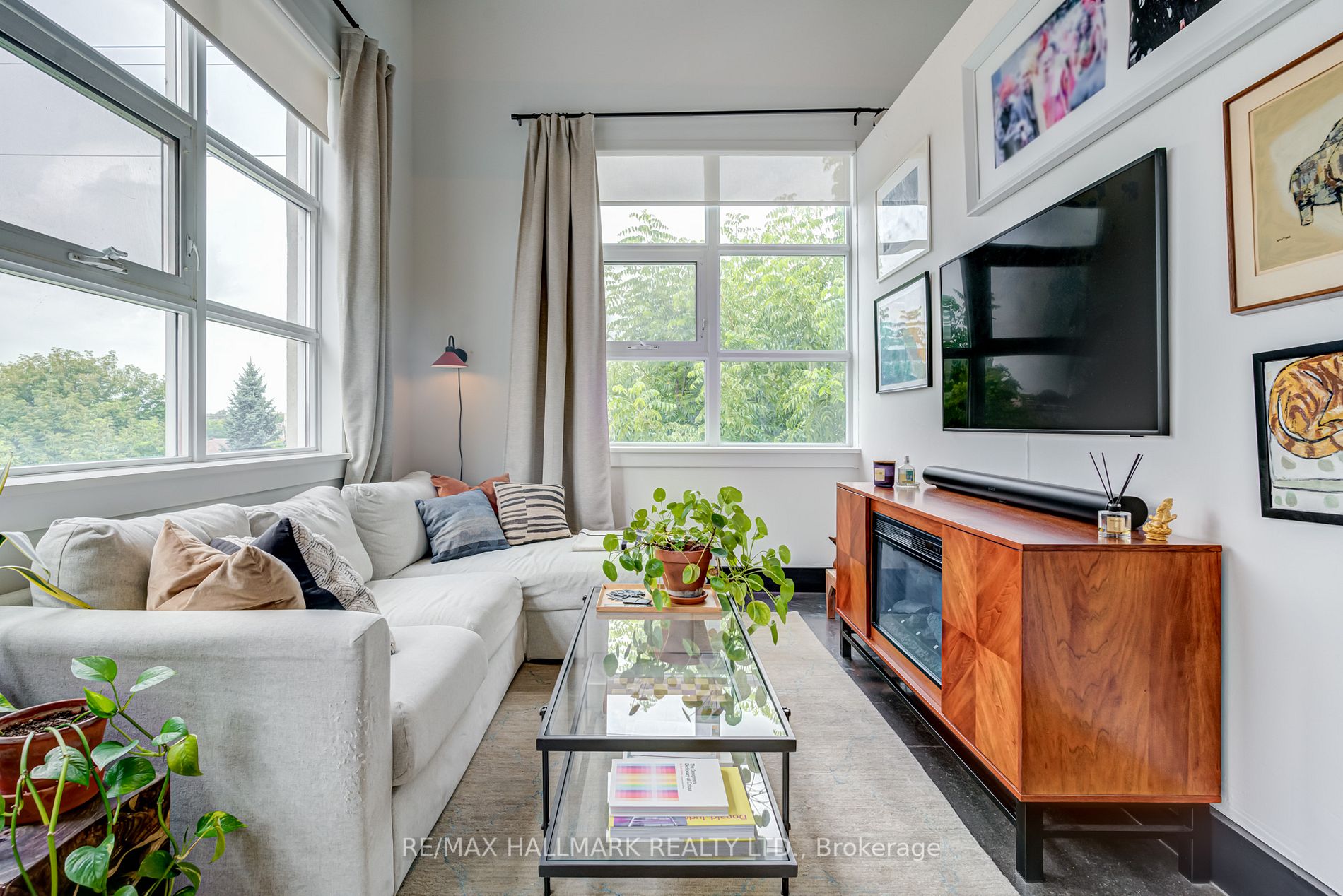 550 Hopewell Avenue, #301