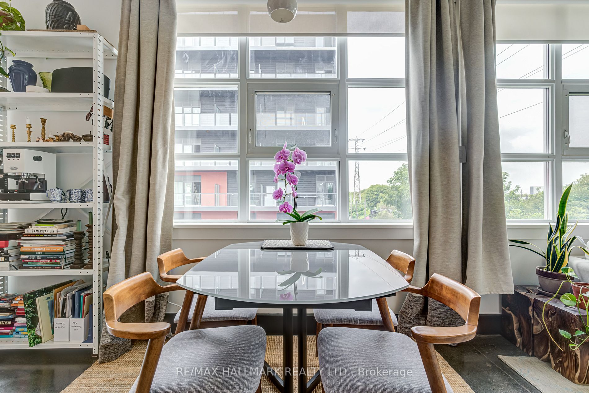 550 Hopewell Avenue, #301