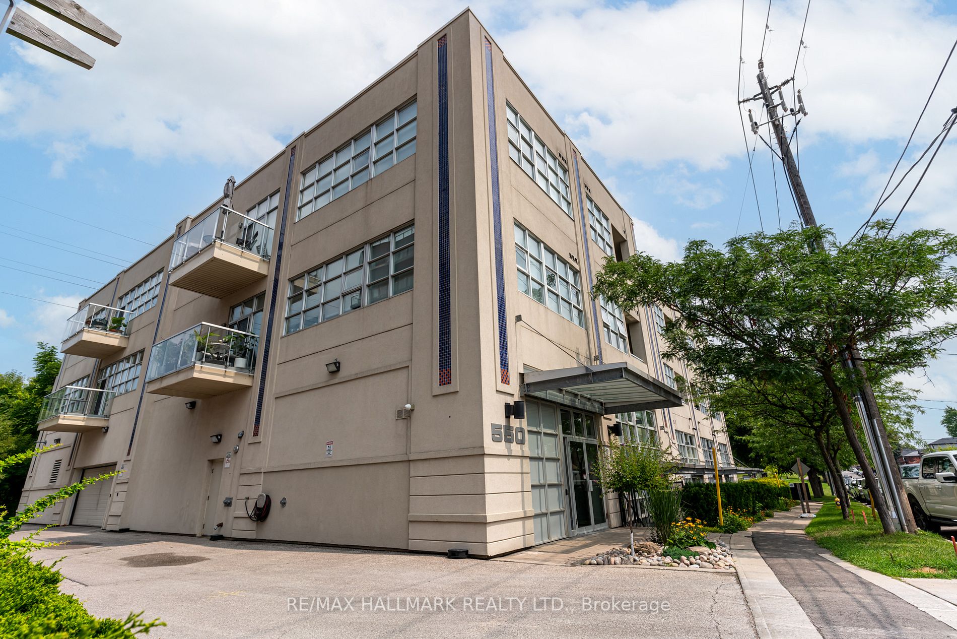 550 Hopewell Avenue, #301