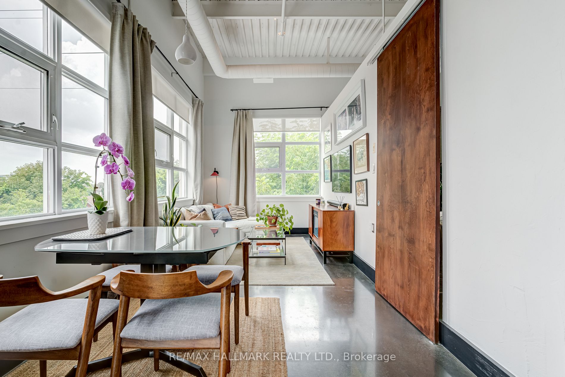 550 Hopewell Avenue, #301