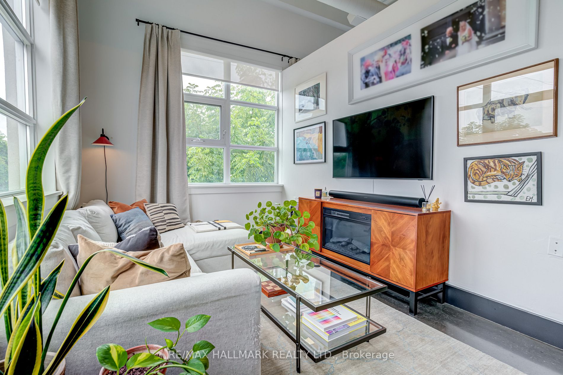 550 Hopewell Avenue, #301