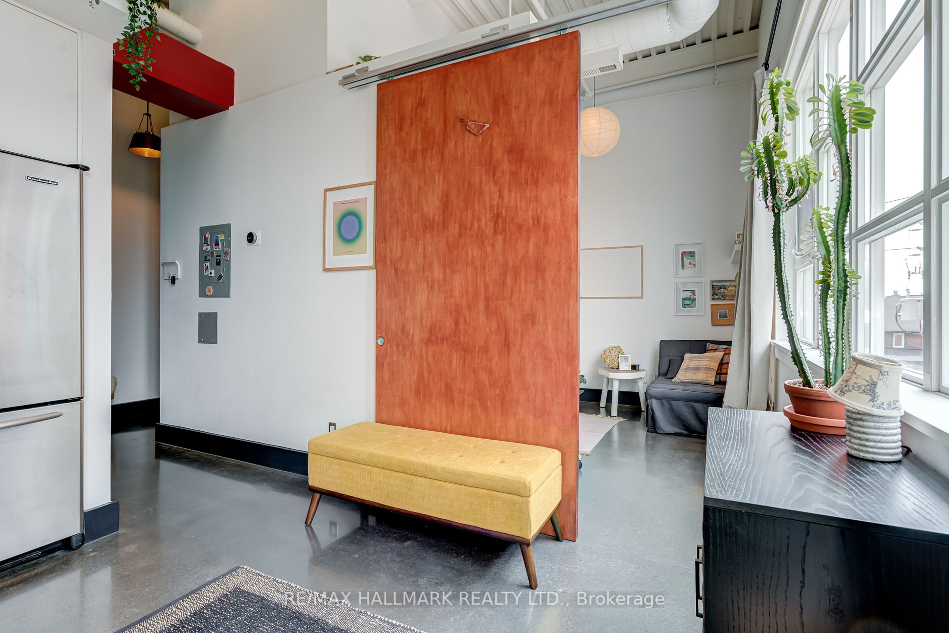 550 Hopewell Avenue, #301