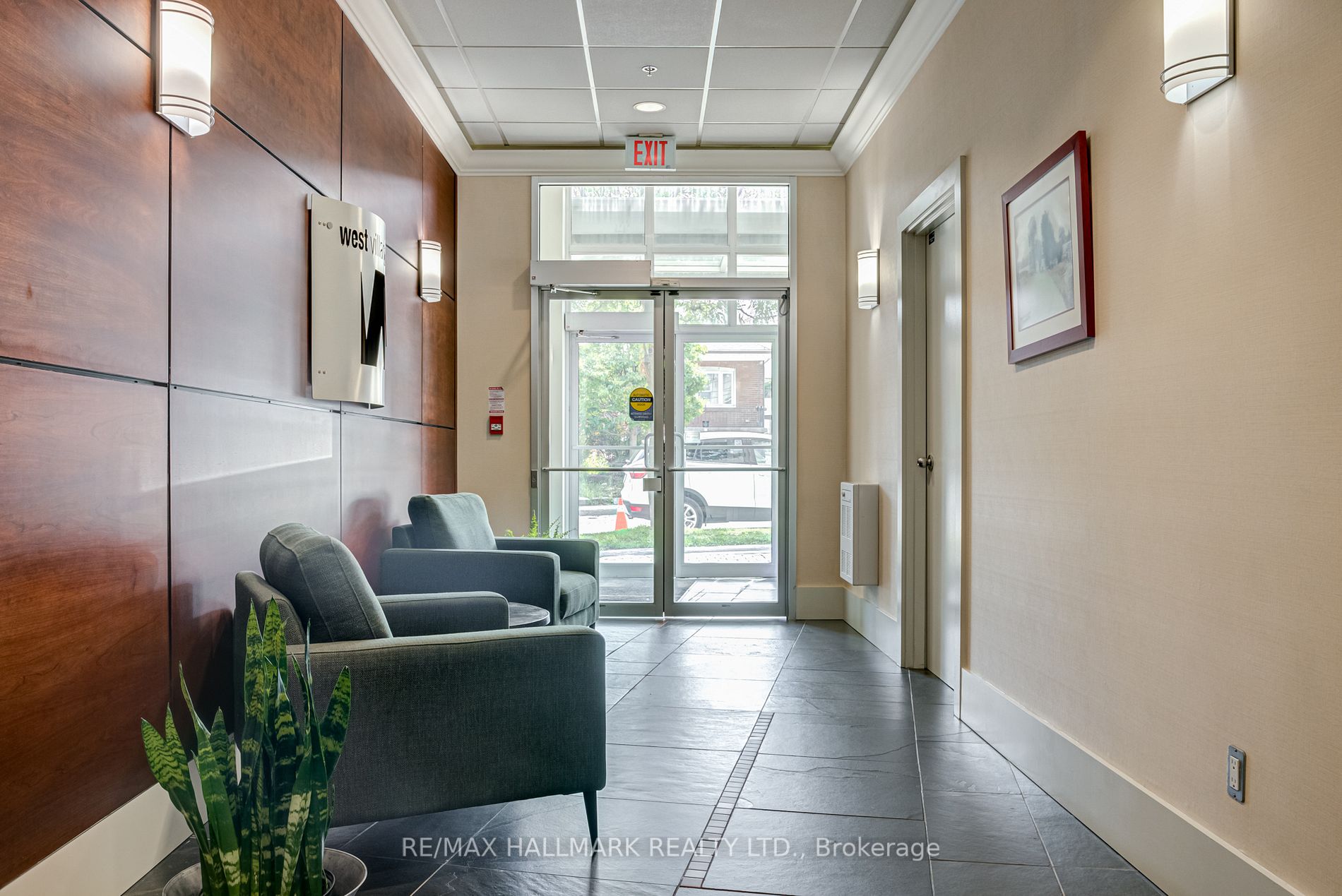 550 Hopewell Avenue, #301