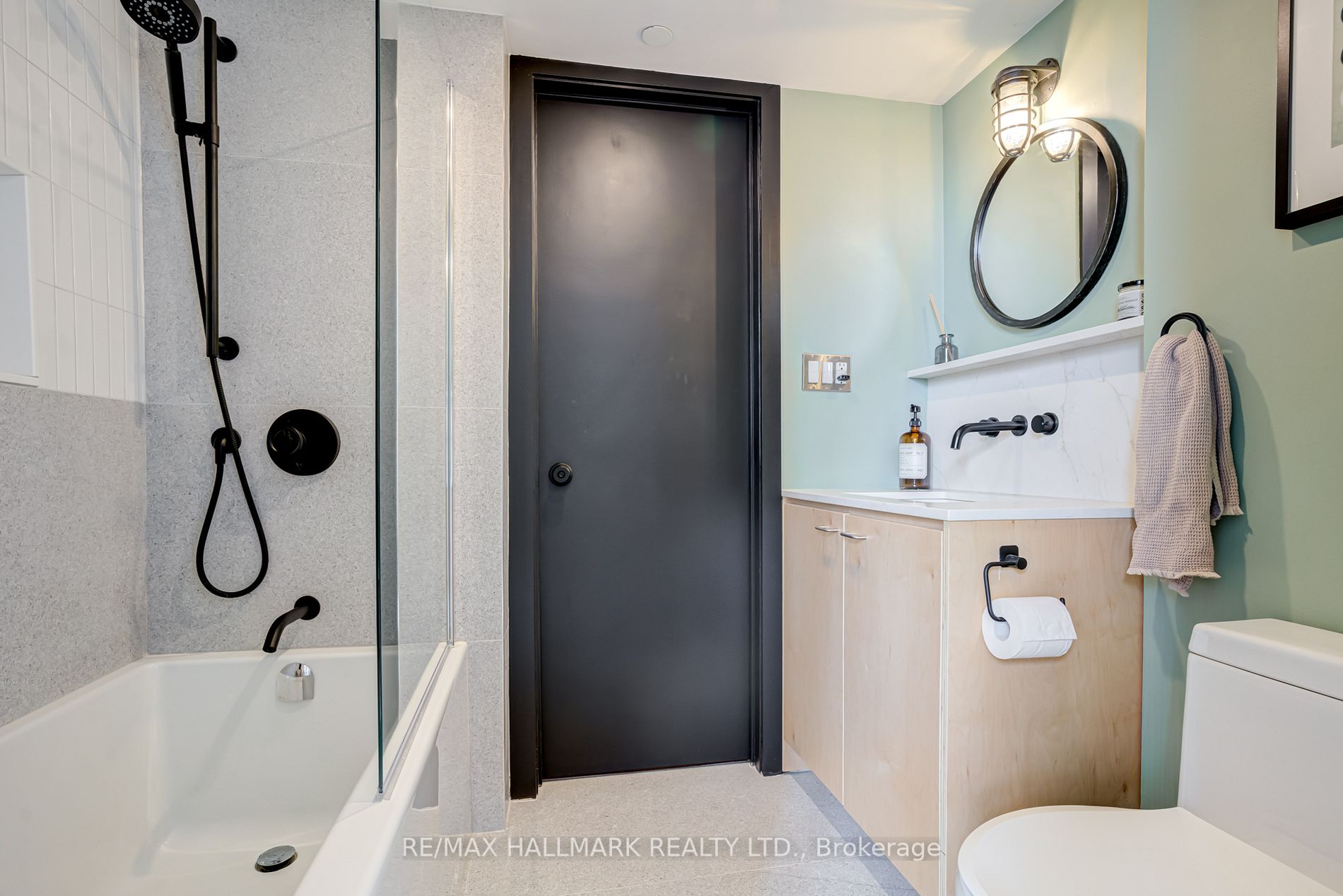 550 Hopewell Avenue, #301