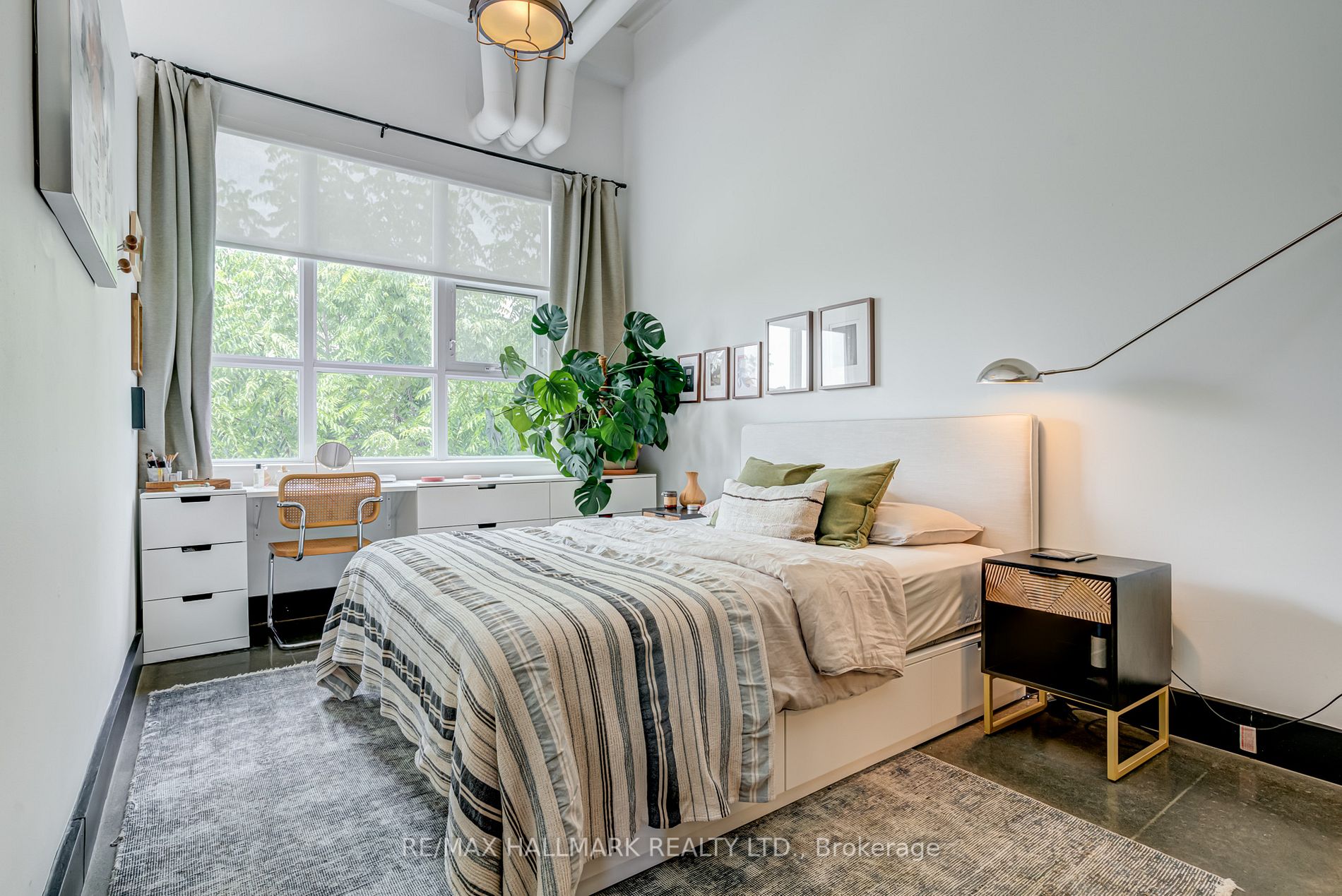 550 Hopewell Avenue, #301