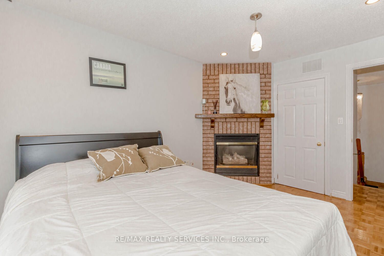 53 Pressed Brick Dr
