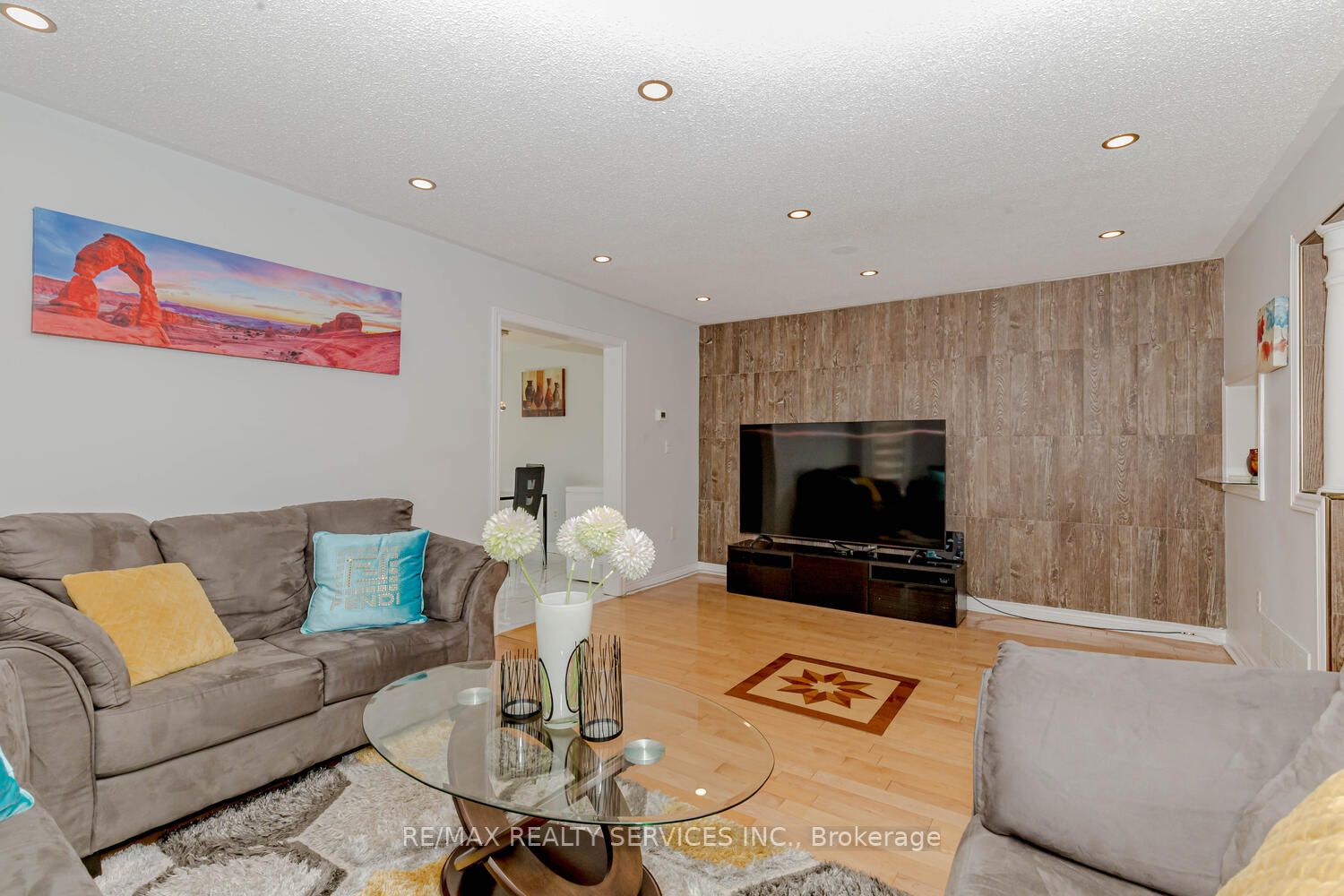 53 Pressed Brick Dr