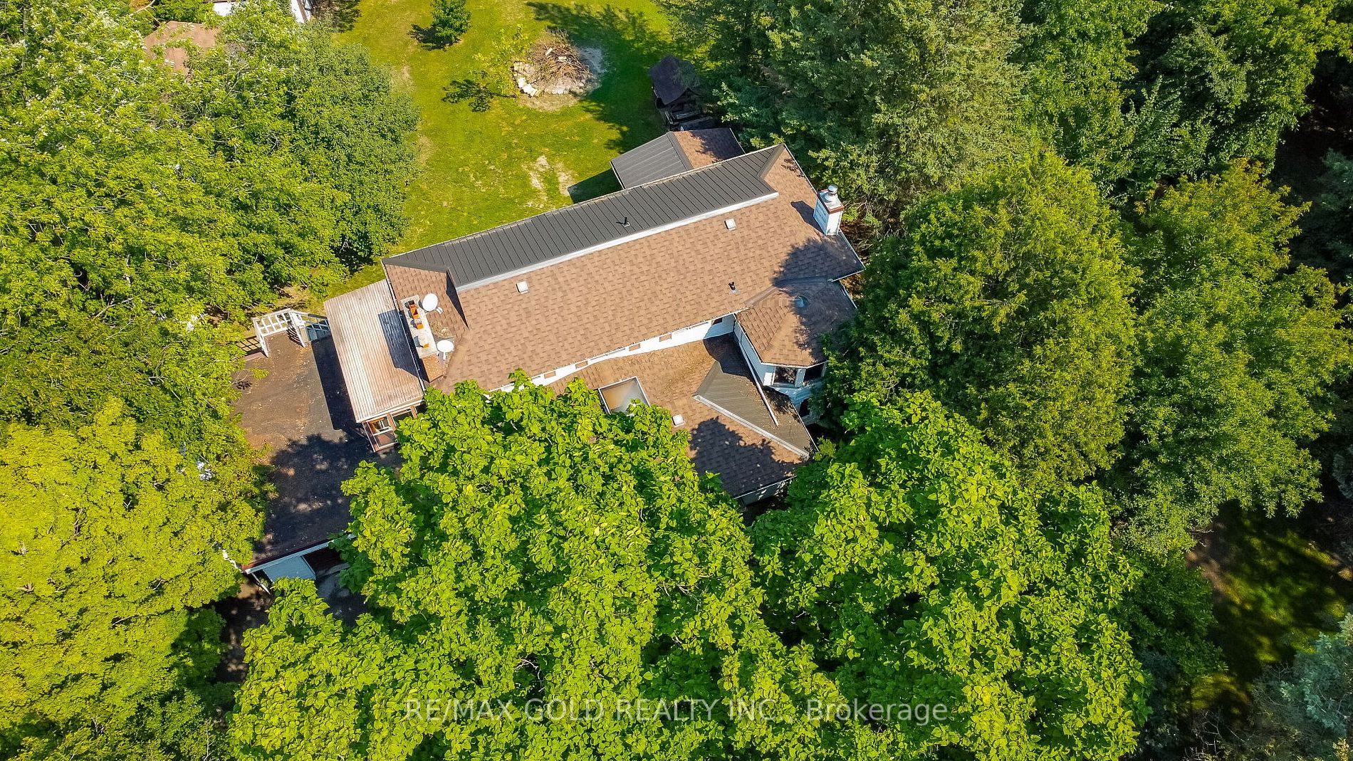 13513 Centreville Creek Rd E