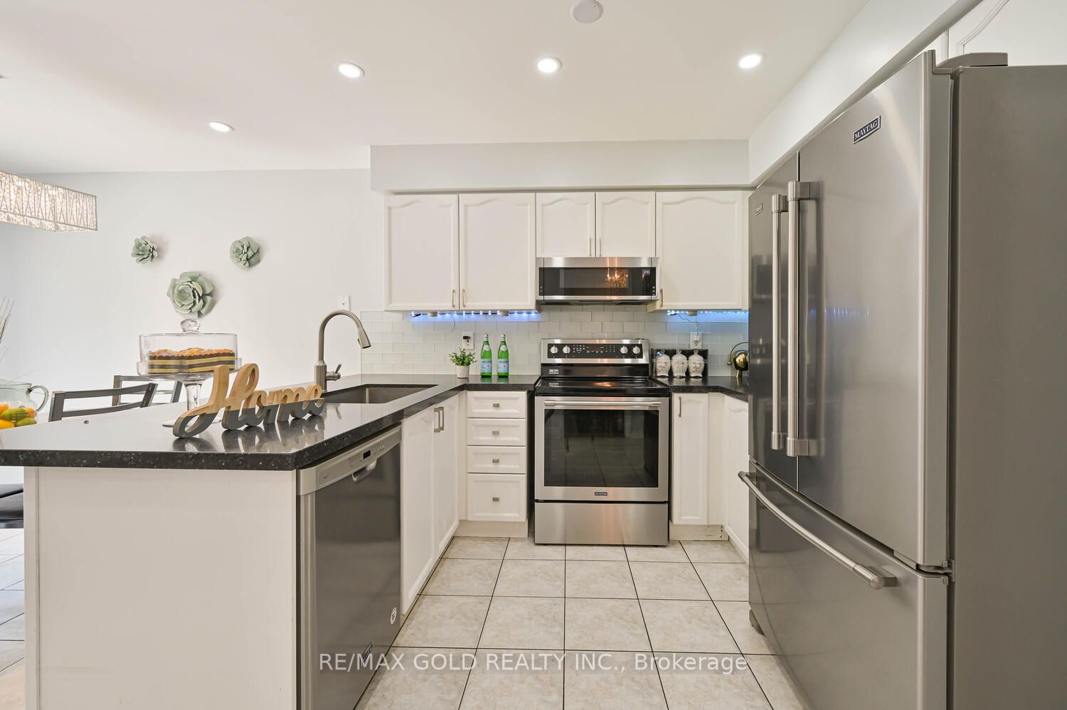 10 Narrow Valley Cres