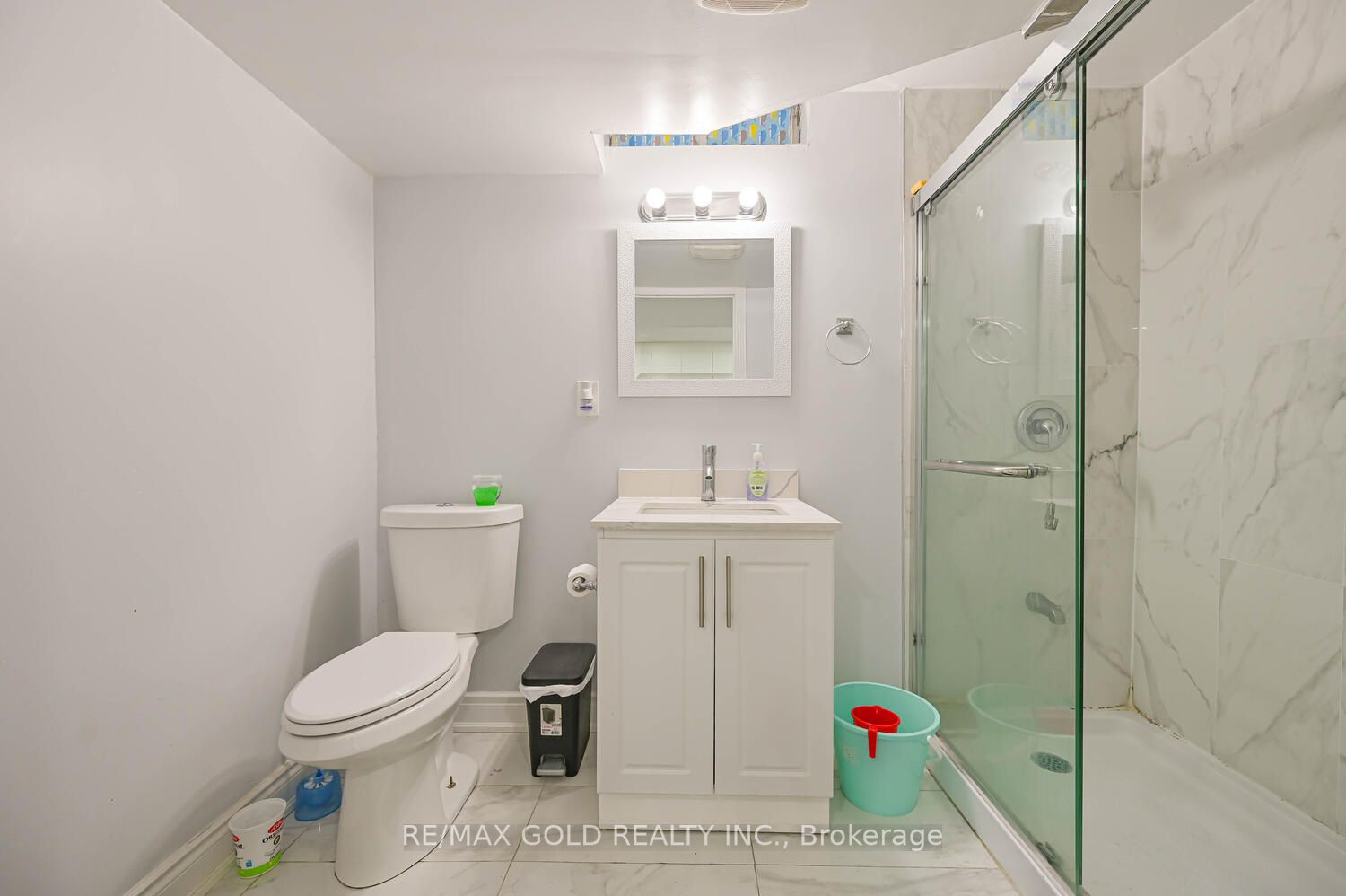 10 Narrow Valley Cres