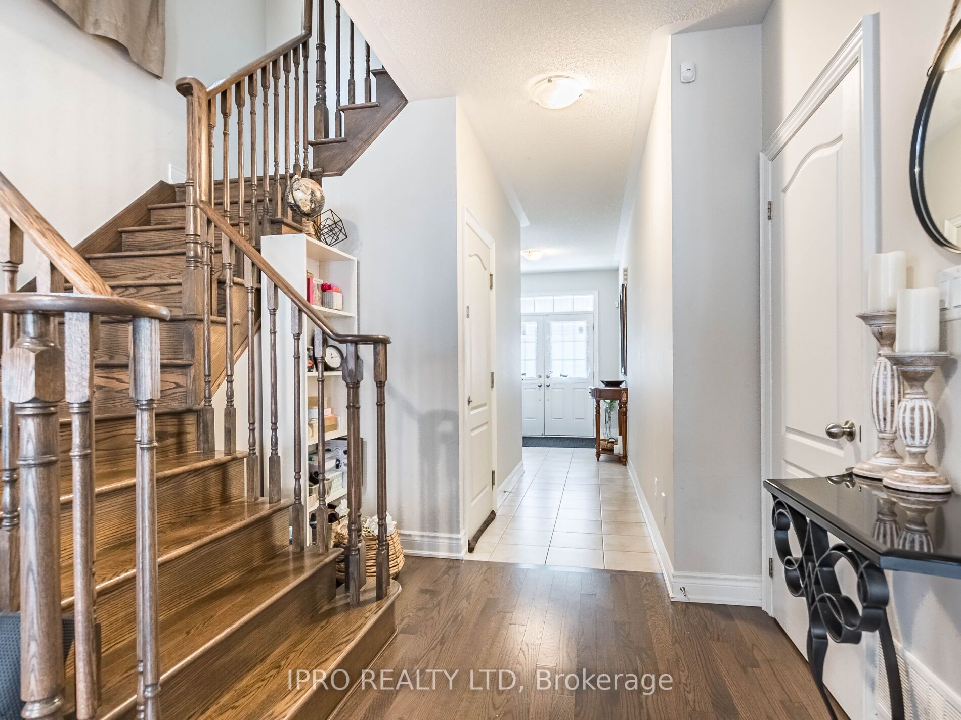 19 Little Britain Cres