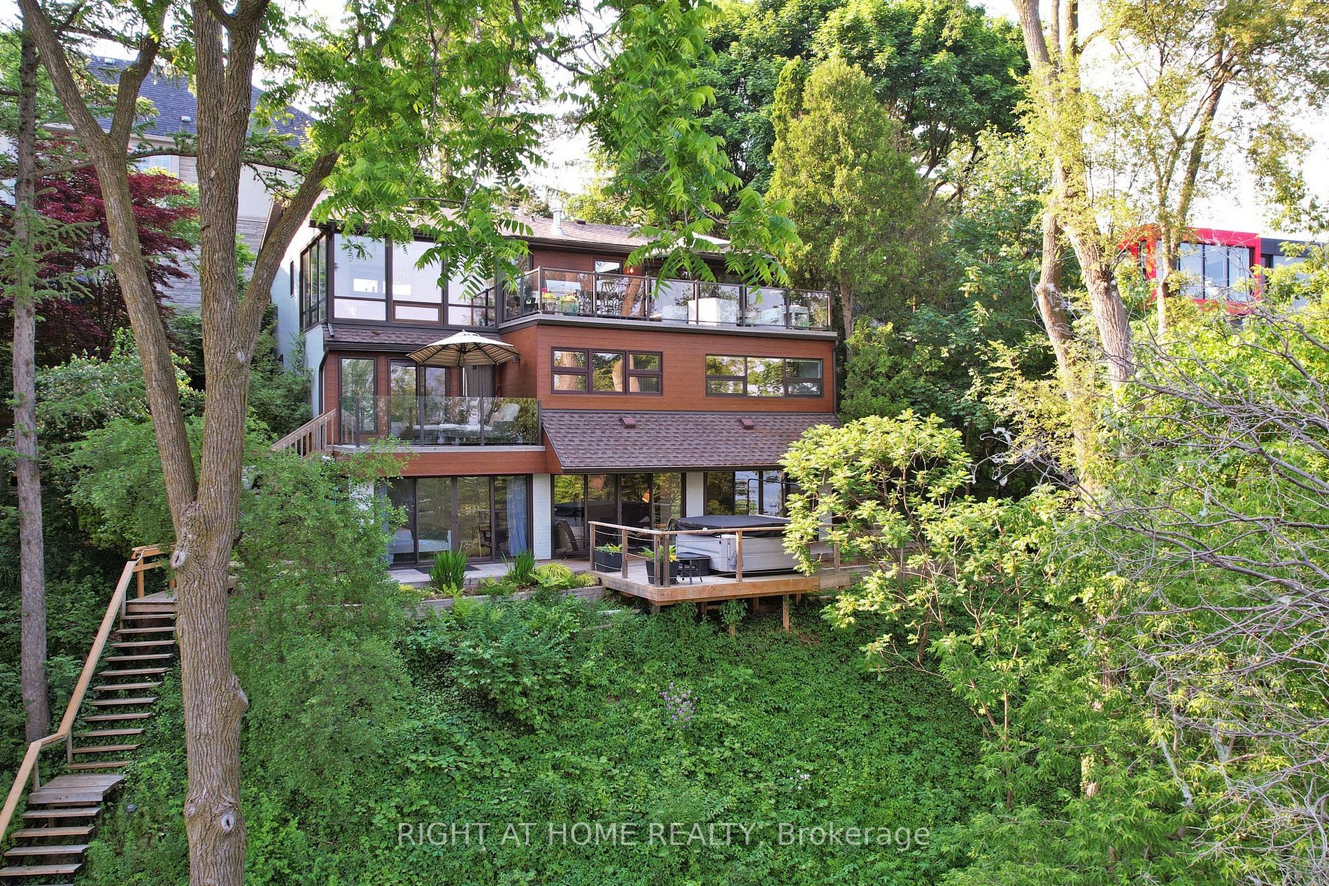 868 Danforth Place