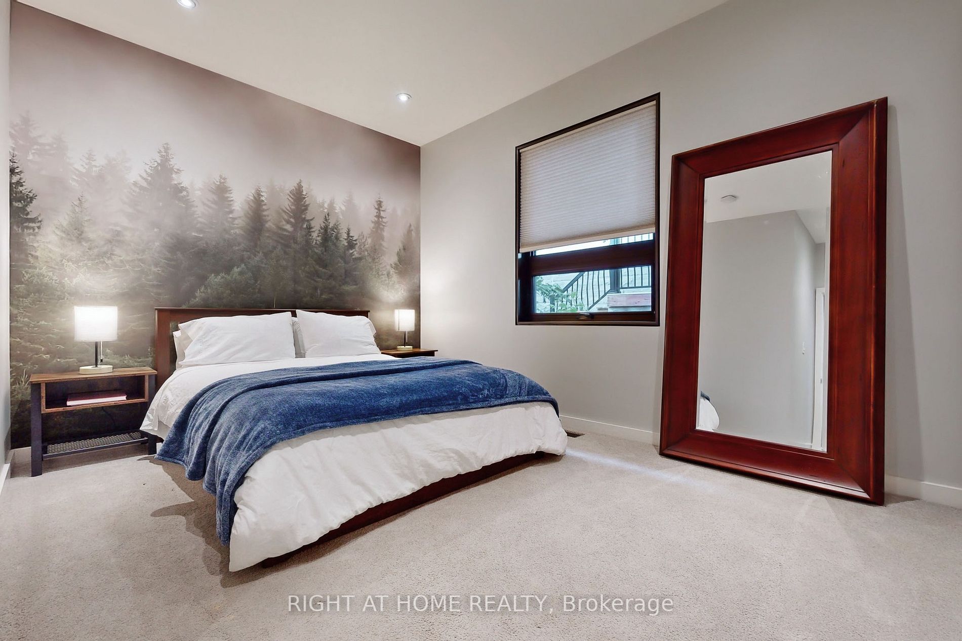 868 Danforth Place