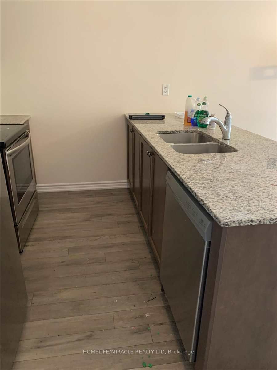 240 Lagerfeld Drive, #7