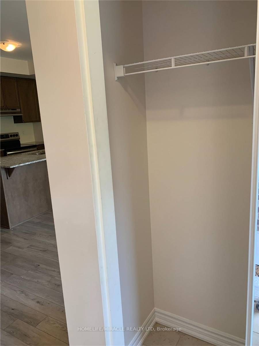 240 Lagerfeld Drive, #7