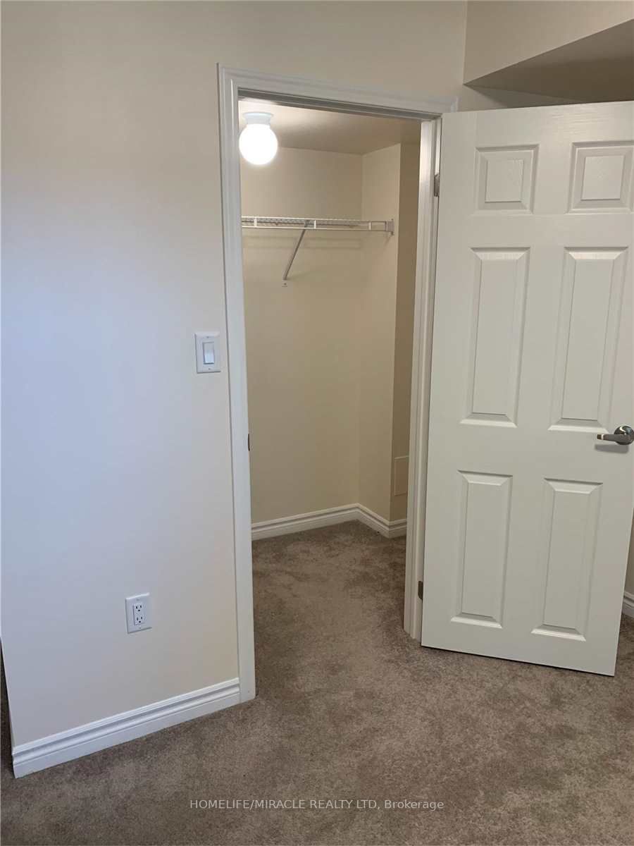 240 Lagerfeld Drive, #7