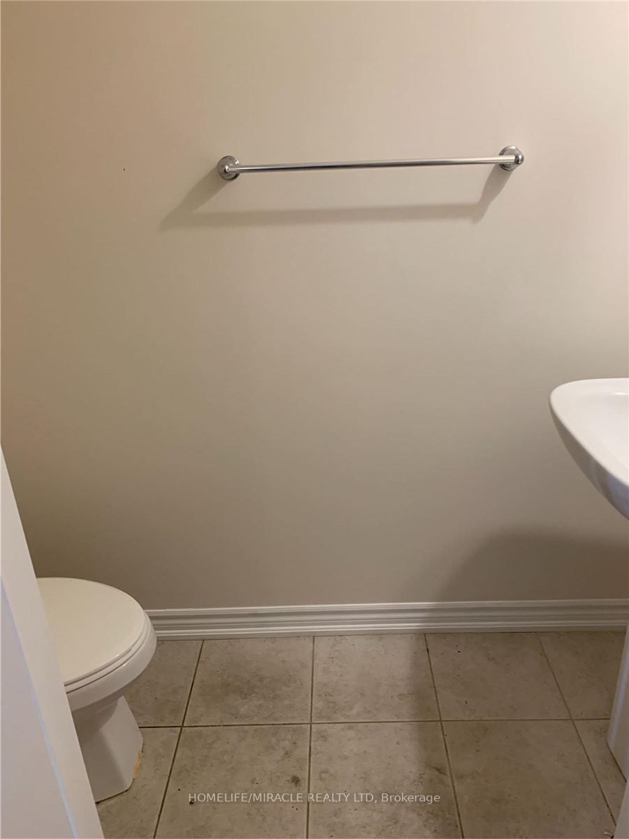 240 Lagerfeld Drive, #7