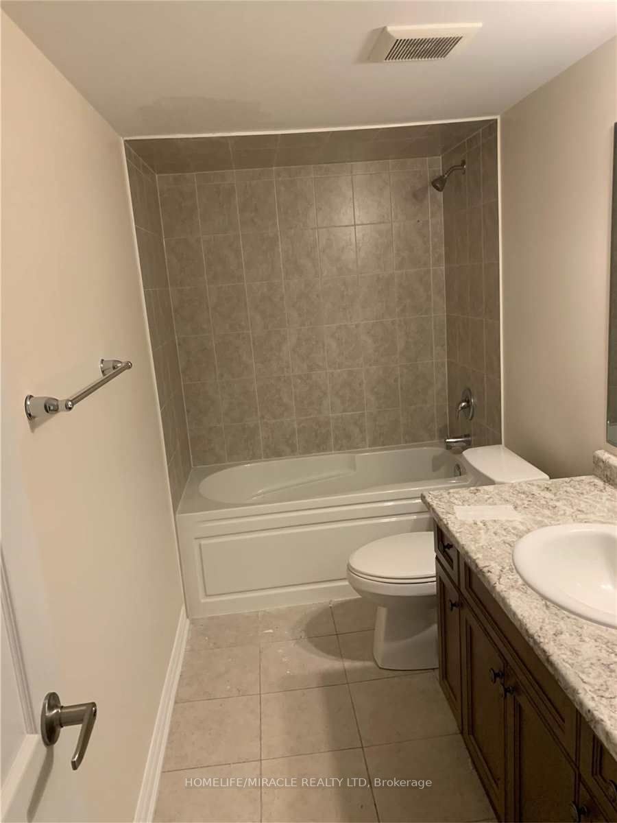 240 Lagerfeld Drive, #7