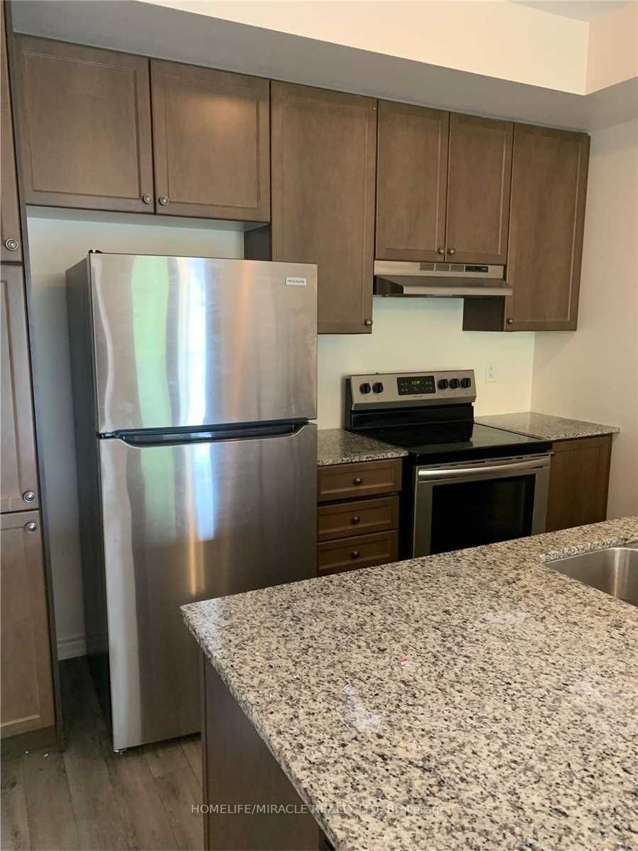 240 Lagerfeld Drive, #7