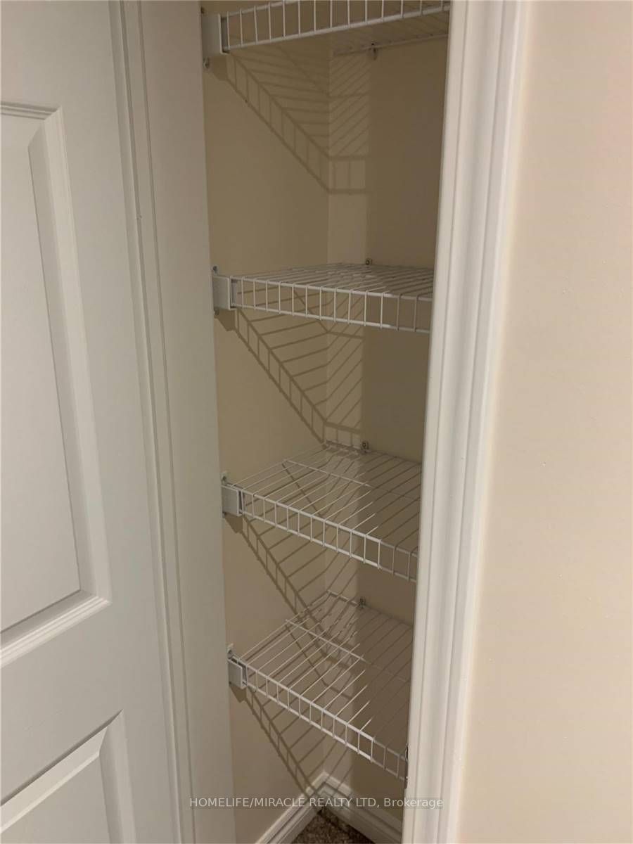 240 Lagerfeld Drive, #7